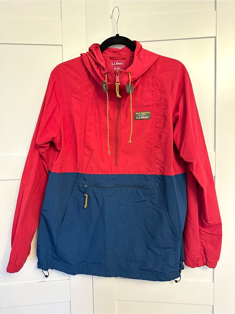 L.L. Bean Womenās Red and Navy Colorblock Anorak Pullover Jacket
